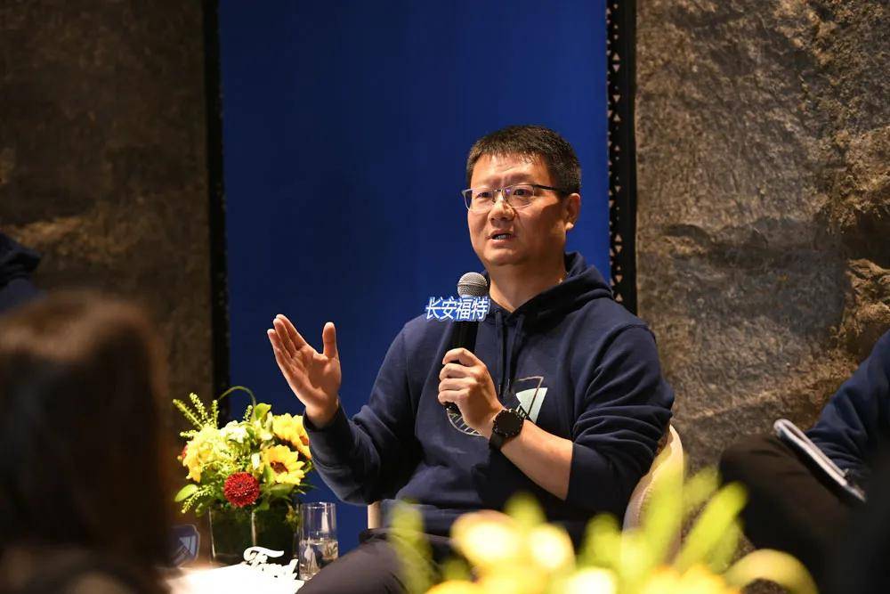 质量目标超额达成，福特CEO年薪涨至2700万美元